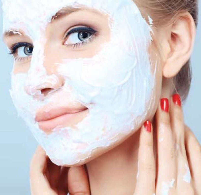 Another way to get rid of acne is to exfoliate with baking soda. Your going to need to mix one teaspoon of baking soda with 2 teaspoon of water for the liquid paste. Apply this all over Ur face in circular motion and keep it on for 2-5 minutes. Rinse off with warm water and tap your face dry.