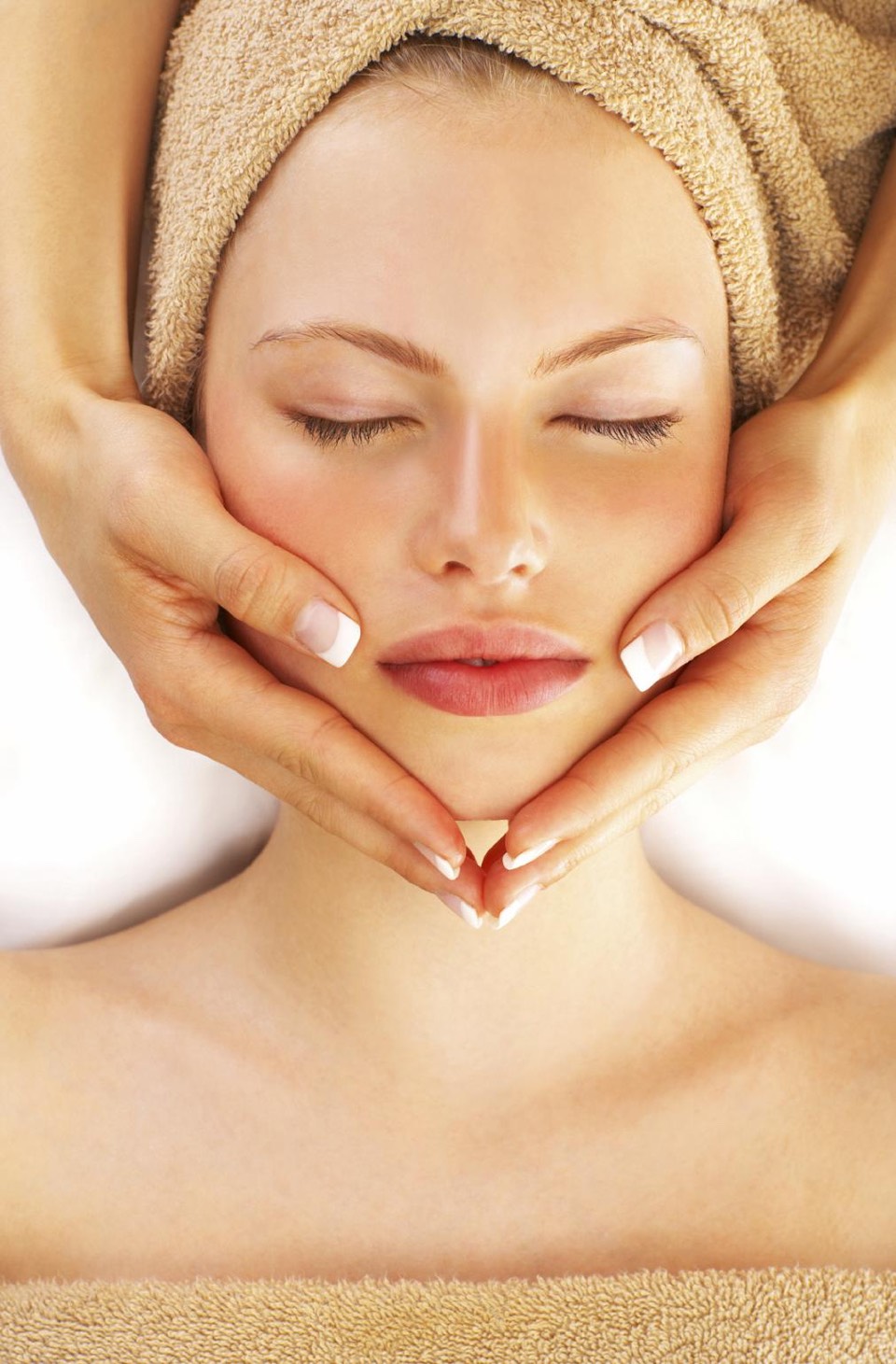 PAMPER YOUR SKIN: mixing an egg yolk with 2 teaspoon of lemon juice and 4 teaspoon of almond oil. Apply the mixture to your face, massage for about 5 minutes and leave on for at least 20 minutes. Wash with lukewarm water and pat dry. This will give you glowing and fairer complexion.