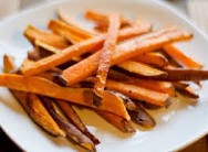 8. 1 small sweet potato used to make sweet potato fries will be around 100 calories which is less then a regular potato!