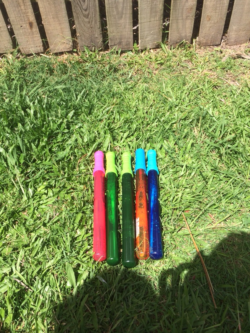Add some food colouring to bubbles