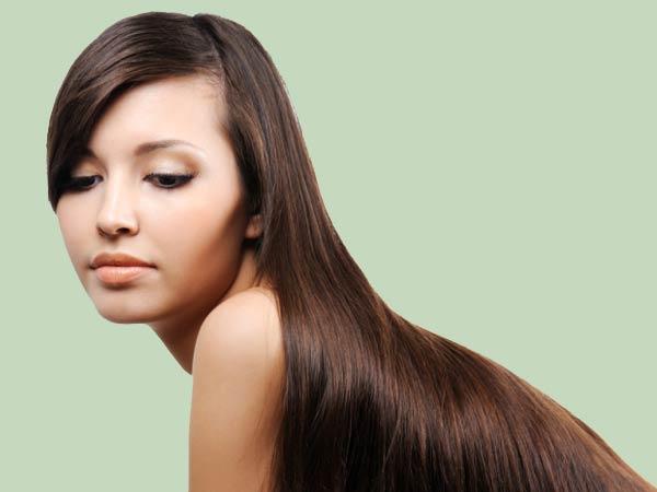 4. Honey and Vegetable Oil Hair Mask:
This mask is great for providing nourishment to dry hair.