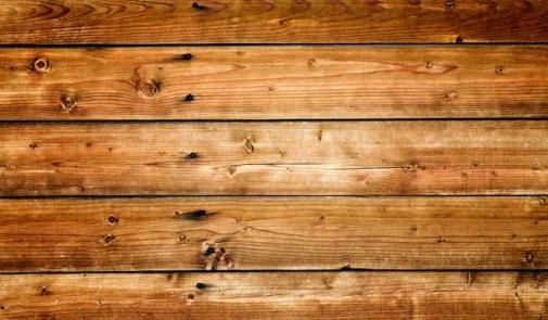 Sweep into the cracks of squeaky floorboards to quiet them quickly and easily!