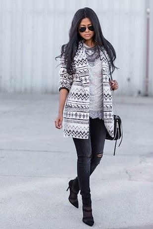 Follow this tip for longer-looking legs:“For instant longer-looking legs: shoes in the same color as your trousers.”