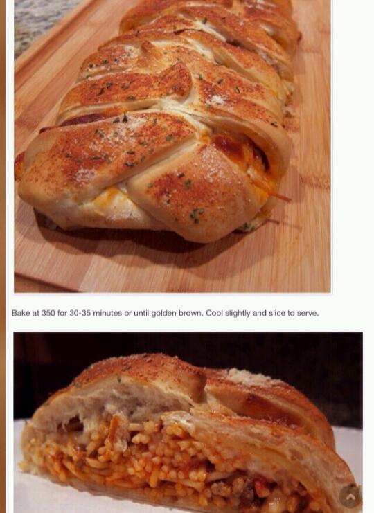 Spaghetti Stuffed Garlic Bread