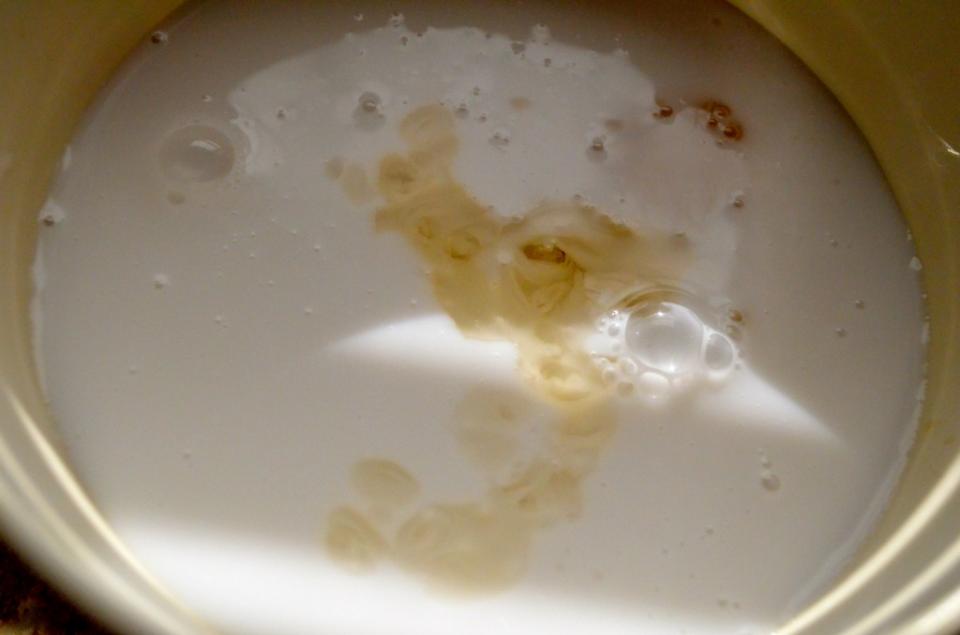 STEP 1: Mix your nondairy milk with the apple cider vinegar.