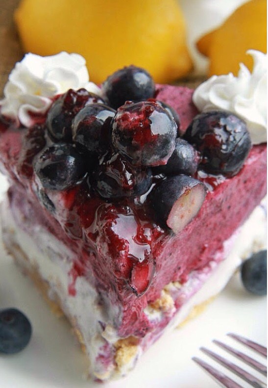 Blueberry lemon ice cream cake 