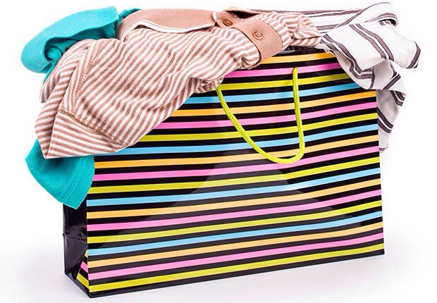 Clothing by the Bag
Sometimes it can be difficult to unload used apparel at a yard sale. Offer shoppers the option of filling a grocery bag with the clothing of their choice for the flat bargain price of $10 or so. It's a great way to get rid of whatever is left near the end of the day.

