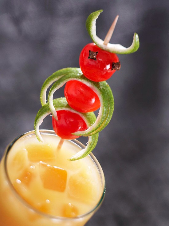 Buggy Chai Punch
With spicy chai and sweet orange and lime flavors, this buggy chai punch is sure to draw a crowd. Serve with ice for a refreshing thirst-quencher and a buggy garnish for added flavor.

Start to Finish: 4 hrs 10 mins