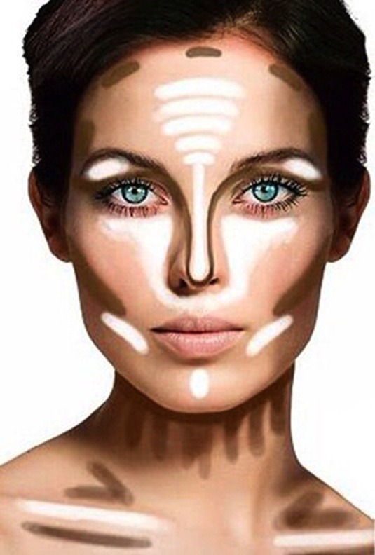 18. Proper Contouring
When applied right, contouring can define your cheekbones and jaw line, reduce the look of a double chin, minimize a larger nose, and lift sagging eyes. It’s basically using makeup to highlight and accentuate your features. 