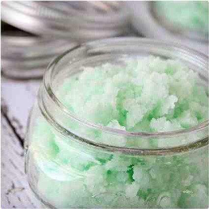 26. Mint Sugar Scrub

Sugar is a popular ingredient for body scrubs, and here they’re using that combined with peppermint extract to give it a minty scent. You can give it a green color with food coloring, or leave it natural and it will just be white.