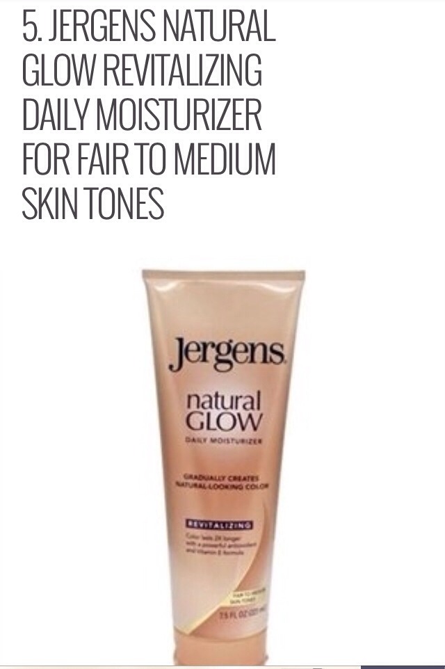 Jergens Natural Glow is one of my summer must-haves! I like to keep my tan (and glow) and the tint that this product has is very natural. Just remember to exfoliate and moisturize before you apply this product. Another tip is to apply it little by little, so the tint builds up to your desired shade.