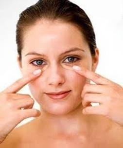 5 b. Dark Circles – For dark circles, eat plenty of leafy, green veggies. If you need a quick fix, blot concealer on and then tap it gently with your fingers rather than rubbing it in.
