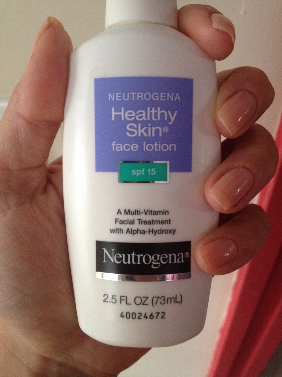 During the day I apply this lotion. It has alpha hydroxy acids which increase cell turnover to prevent fine lines, and also help to correct discoloration, and keeps pores clear. The sunscreen also helps to protect the skin from aging, which begins being noticeable in the 20s.