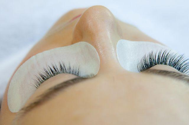 The essence is absorbed into your skin as the hydrogel melts, and the gel can pack in much more nutrients than the cotton sheet can. Also, the hydrogel helps to keep your skin directly in contact with the nutrients longer without evaporating as quickly as a cotton sheet would.Let’s learn about the 3 main types of masks (and why hydrogel is the most effective choice)!