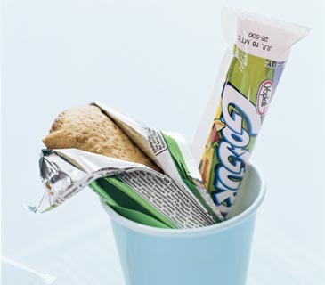 Energy Bars
To substitute for a meal, an energy bar should have at least 3 to 5 grams of fiber and 10 grams of protein. Odwalla, Kashi GoLean, and TruSoy are all good options. Because cereal bars rarely have more than 2 grams of protein, kids might be better off adding a stick of Go-Gurt! 
