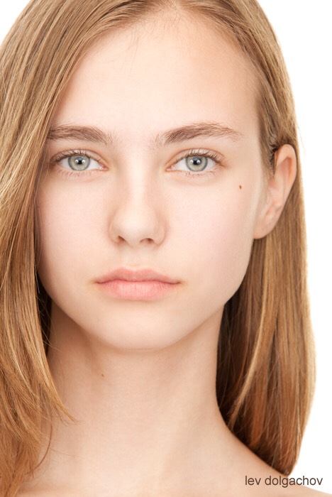 Ditch the makeup at least once a week. This will give your skin time to breathe and make it healthy. 