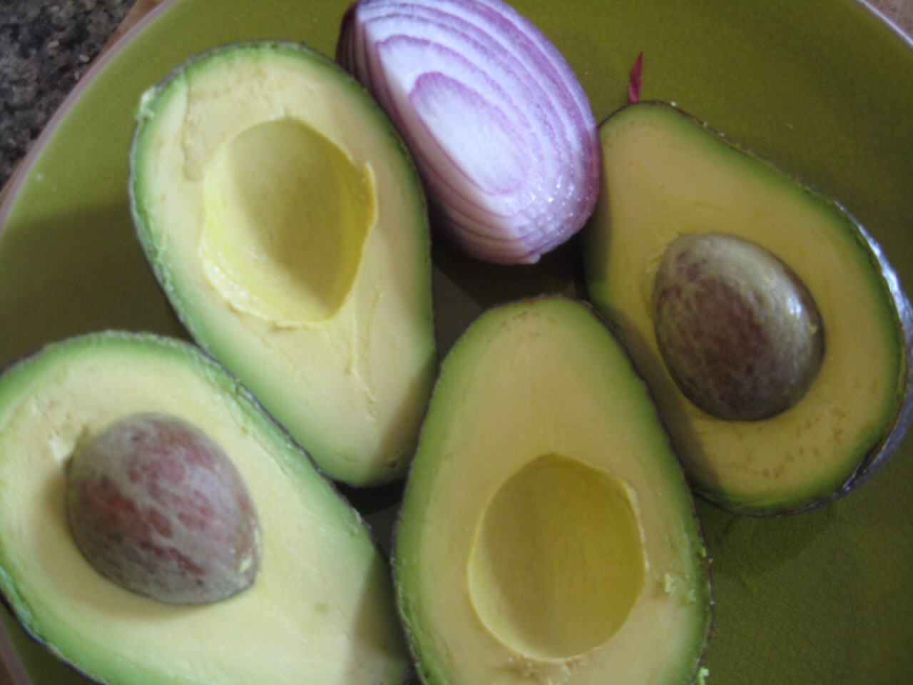 Avocado is great fir growing longer / thicker lashes 