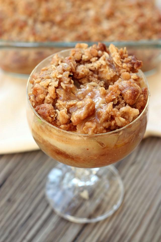 Instructions
Preheat oven to 375 degrees F.
In a medium size bowl combine the crumb topping ingredients with a fork or pastry blender until it resembles small crumbs. Refrigerate while you prepare the apple filling.
For the Apple Filling: In a small bowl, combine melted butter and flour until well