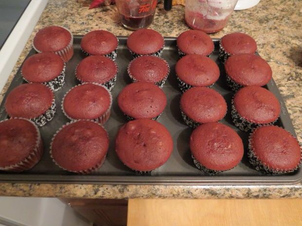 Halloween Broken Glass Cupcakes!! 