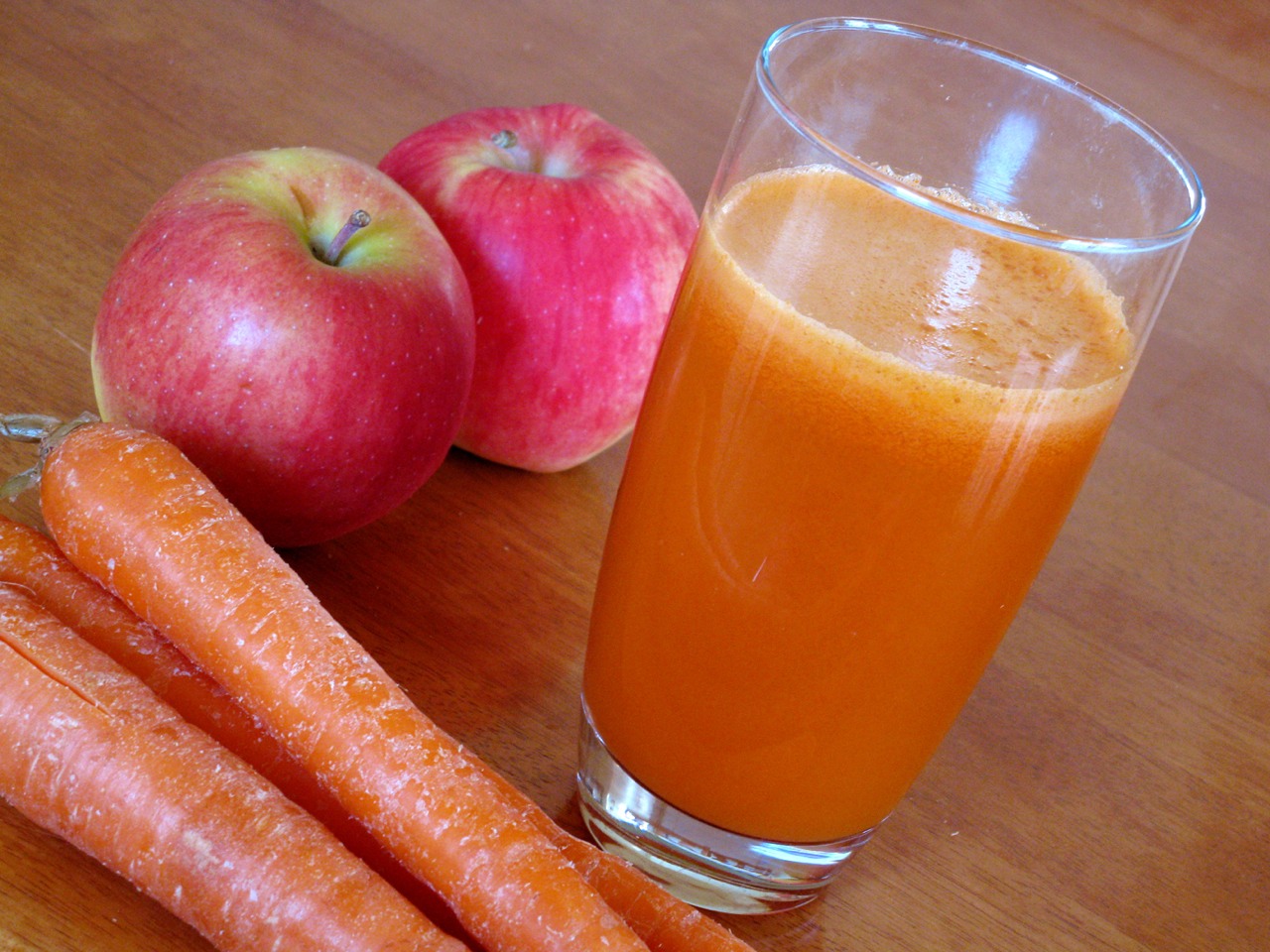 I would freshly make carrot and apple juice or carrot and orange. Before you work out orange juice is very helpful as it helps burn fat quicker. As is breakfast, when you have breakfast your metabolism rate gets higher meaning you burn more fat throughout the day
