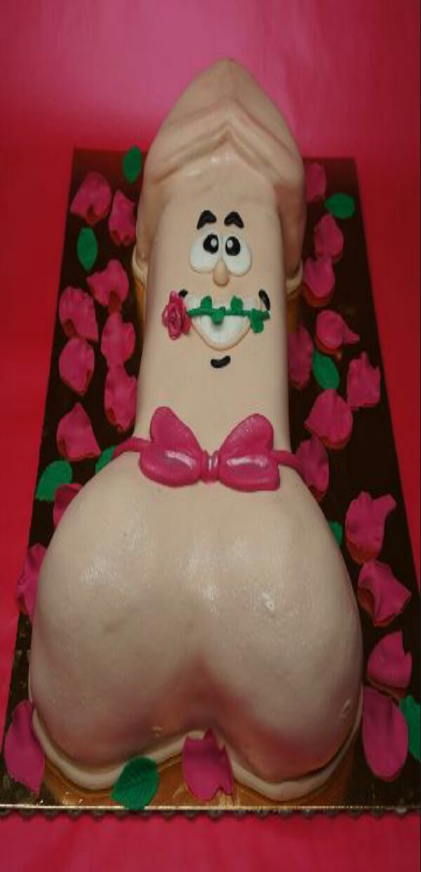 FREAKY Cake Decor
