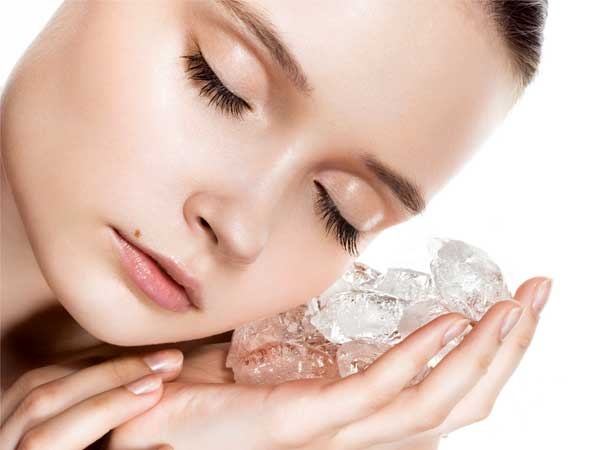 8. Lots of people use ice cubes to get rid of their acne scars at home. Wrap an ice cube in a piece of cloth and rub it on affected areas for 10 to 15 minutes every day. This should lessen the inflammation on your skin, making it look smoother. This is one of the best natural acne treatment.
