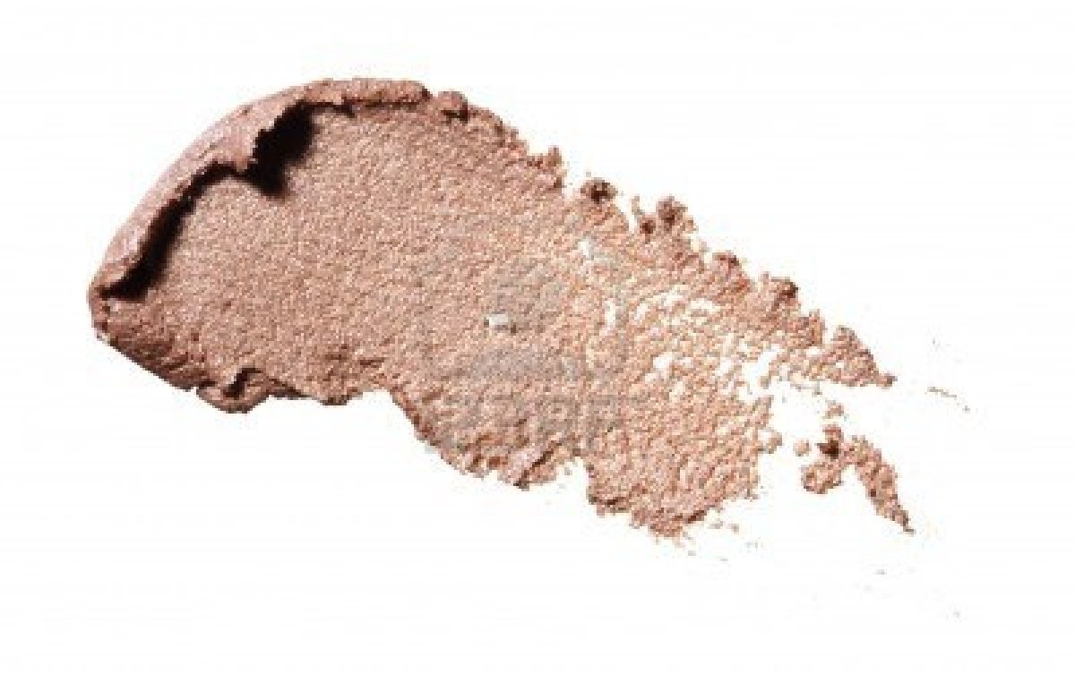 Make your makeup moisturize. During the winter months, it’s important to update your beauty regimen. If you have particularly dry skin, maybe use a milky foundation and skip the powder. Or opt for creamier blushes. 
