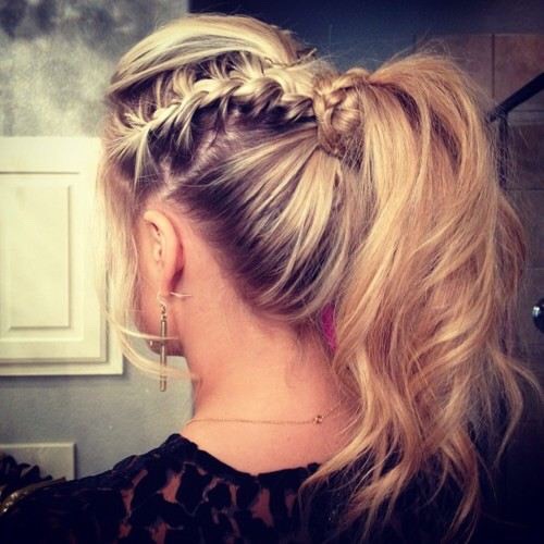 25 Pretty Hair Styles 