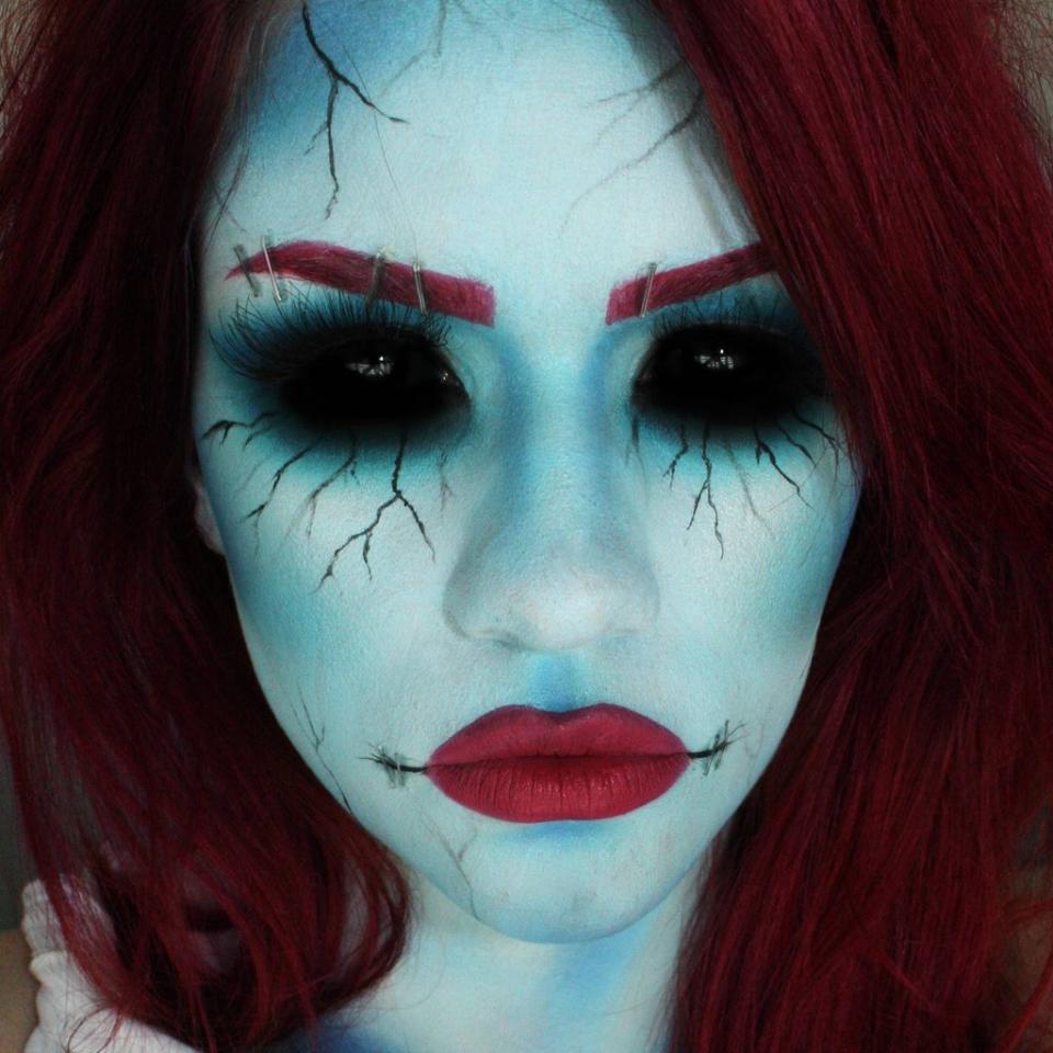 20 Creepy But Cool Halloween Makeup Ideas! #Halloweentip