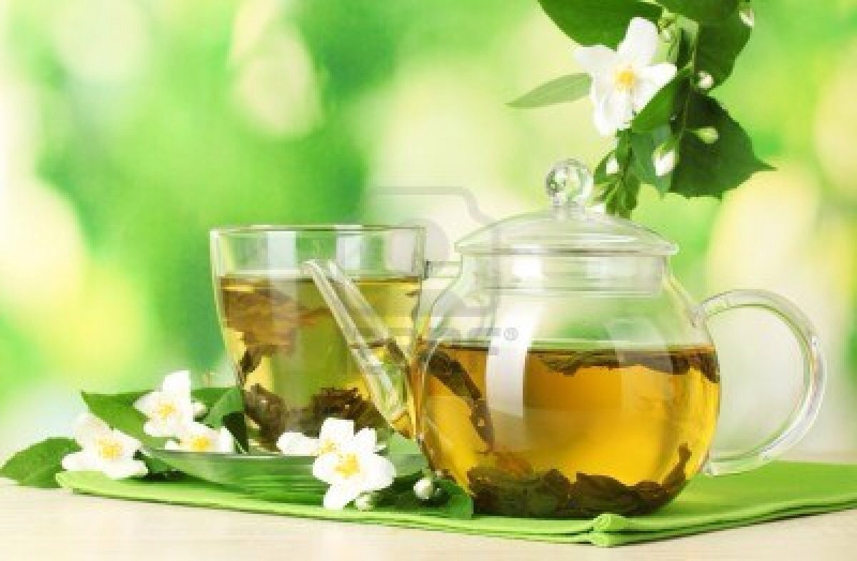 Increases amount of calories burn around the clock: Several studies show that green tea can boost metabolism and help people burn about 3-4% more calories each day.

