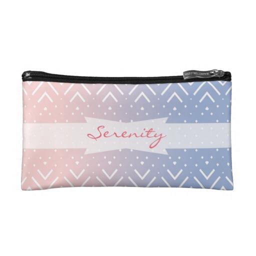 This lovely bag is great for storing makeup brushes in!