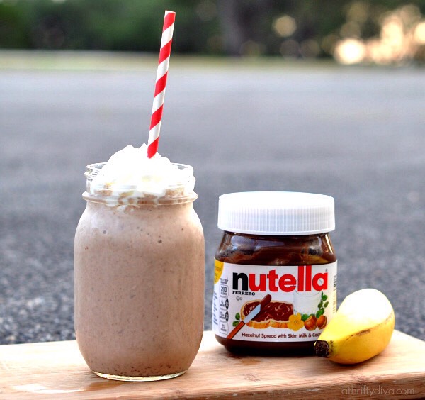 This is my personal favorite It is the best Nutella and banana smoothie ever🌹🌹My tip......ADD LOTS OF NUTELLA😉😉😍