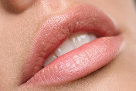 The coconut oil also hydrates and gives your lips a smooth appearance.