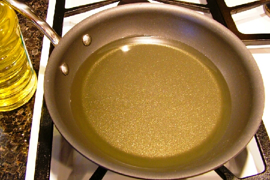 Also, make sure you have a frying pan of some sort. I use a regular frying pan. Then add vegetable oil to the pan. Don't turn the heat up so high. set it to a medium so nothing burns the batter too quick and be sure to flip each side until golden 💛