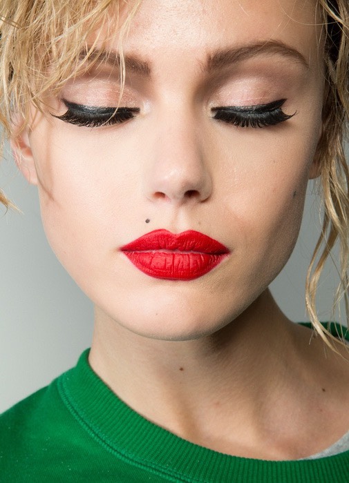 Red Lips Makeup Ideas For Valentines