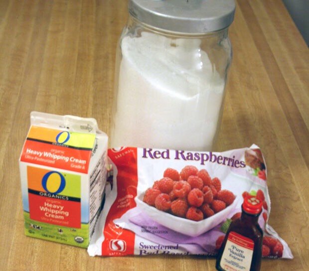 EASY 5-MINUTE ICE-CREAM 