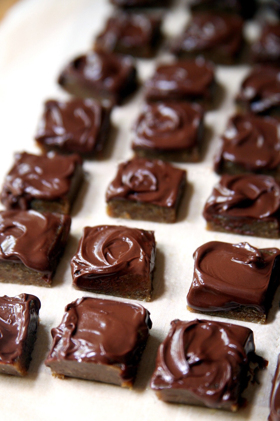 Satisfy Chocolate Chewy Caramel Cravings For Just 6⃣0⃣ Calories. 🍫