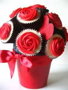 "Some Pretty Amazing Valentine Cupcake Ideas"
