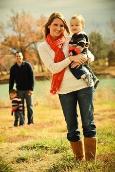 Cute fall family photos 👪🍁