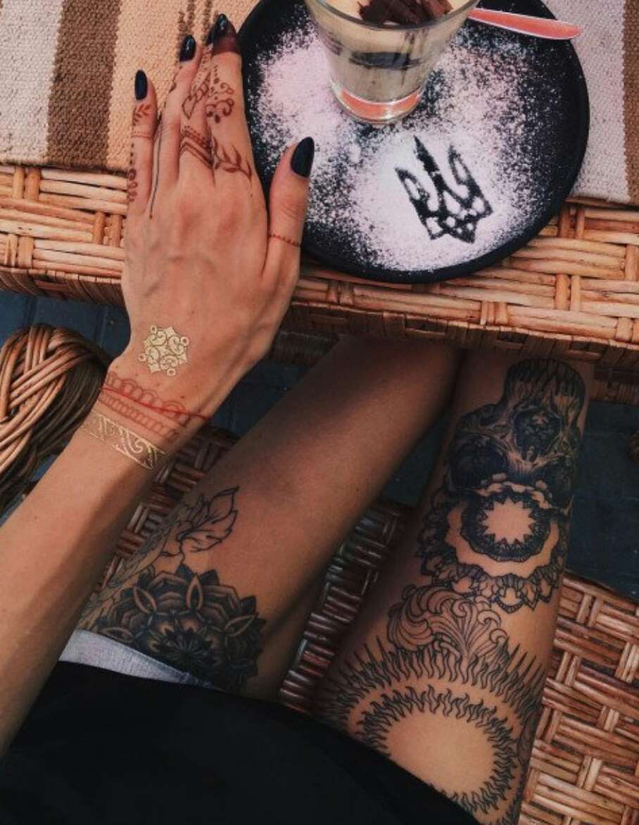 Beautiful Leg Sleeves!