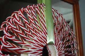 "Beautiful Candy Cane Wreath Idea's"