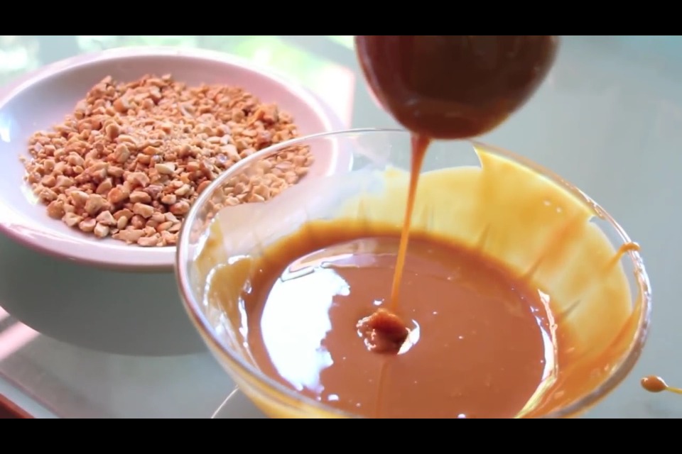 Candy/Chocolate/Caramel Apples! 🍎🍫