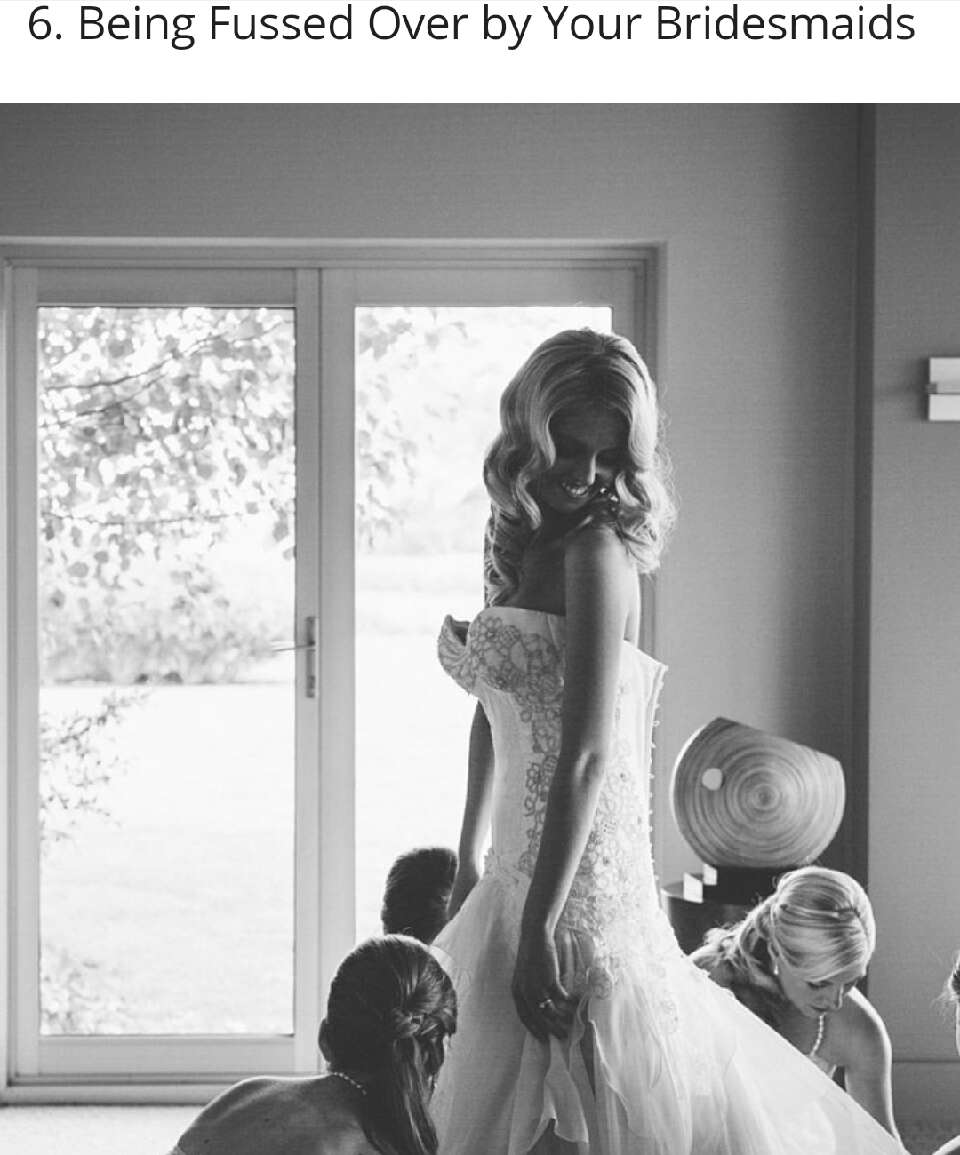 Pictures You Will Regret NOT taking Of Your Wedding Dress! 