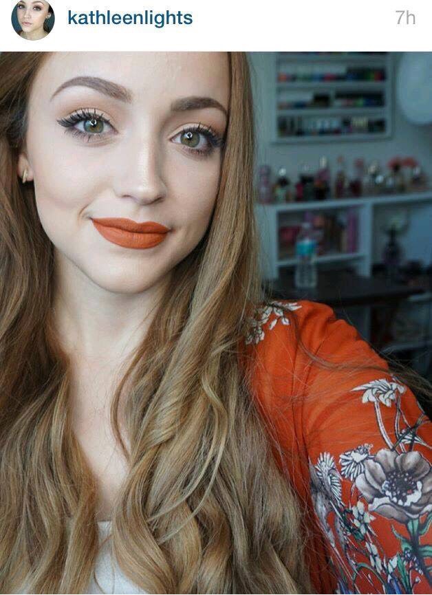 Beautiful Makeup And Lip Color 😍