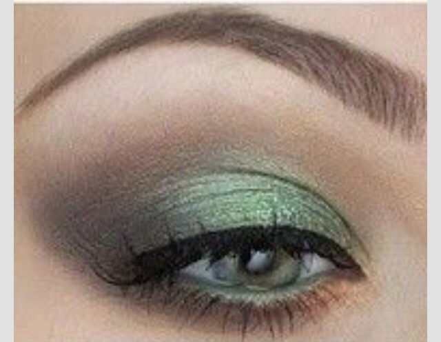 How To: Perfect For Green And Blue Eyes