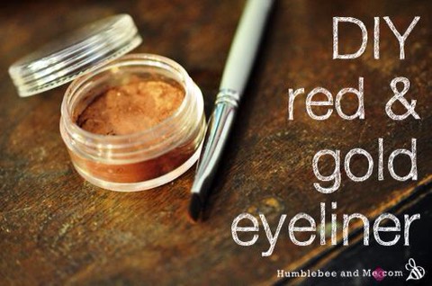 Red & Gold Clay Eyeliner 

http://www.humblebeeandme.com/red-gold-clay-eyeliner/