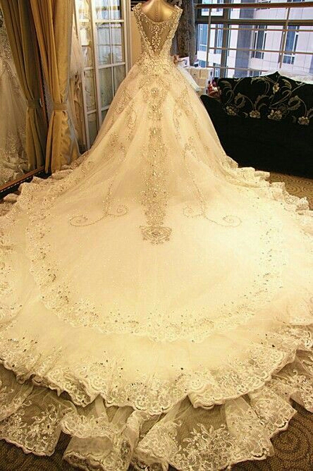 beautiful wedding dress ❤👑
