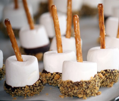Having a sweet tooth? Well here is a delicious treat to help your sweet tooth!! 