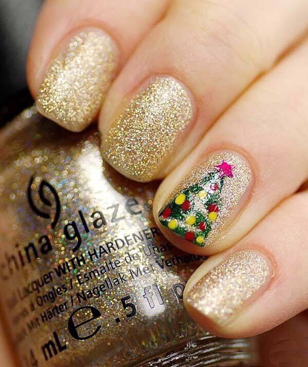Christmas Tree Nails Idea 