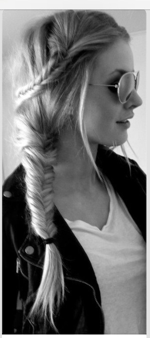 How To Easily Do 6 Super Simple Summer Hairstyles